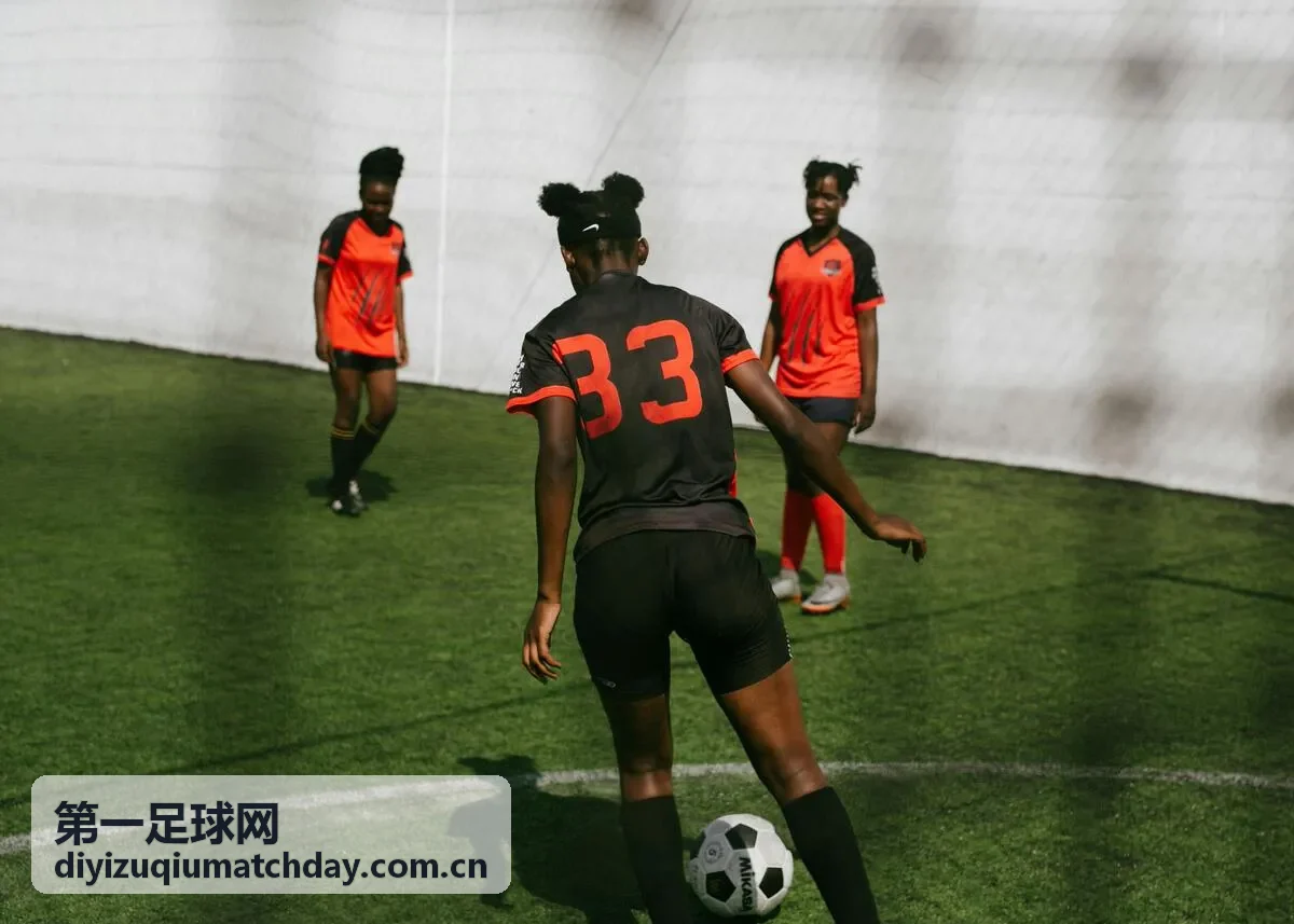 第一足球网深度阅读文章配图：防守反击战术效率分析